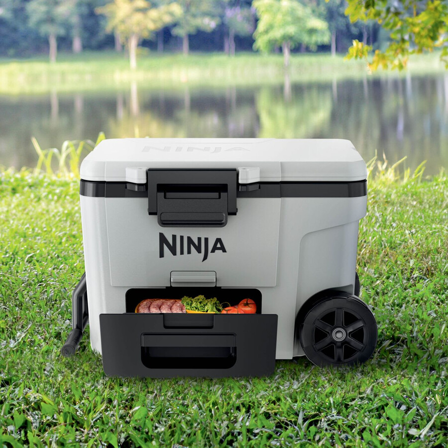 ninja frostvault 45qt42l kühlbox mit rollen kühlakku und durstlöscher-set